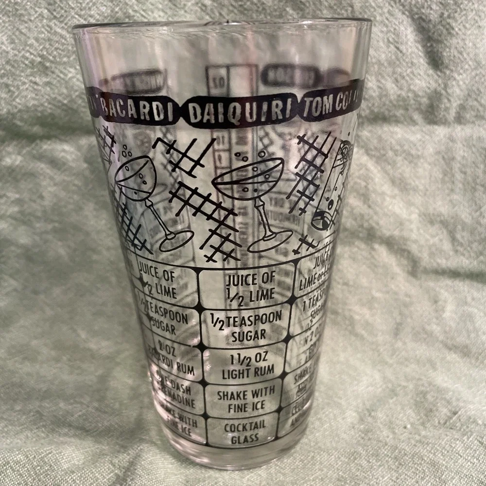 Vintage Federal Glass Bartender Bar Cocktail With 7 Mixed Drink Recipes 1950's